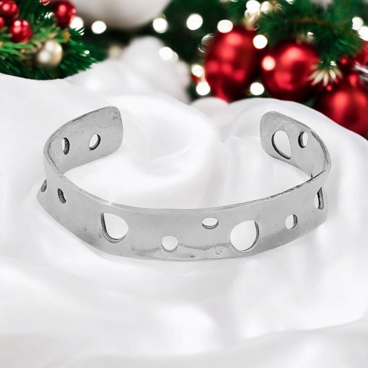 Iconic Petite Cuff Bracelet