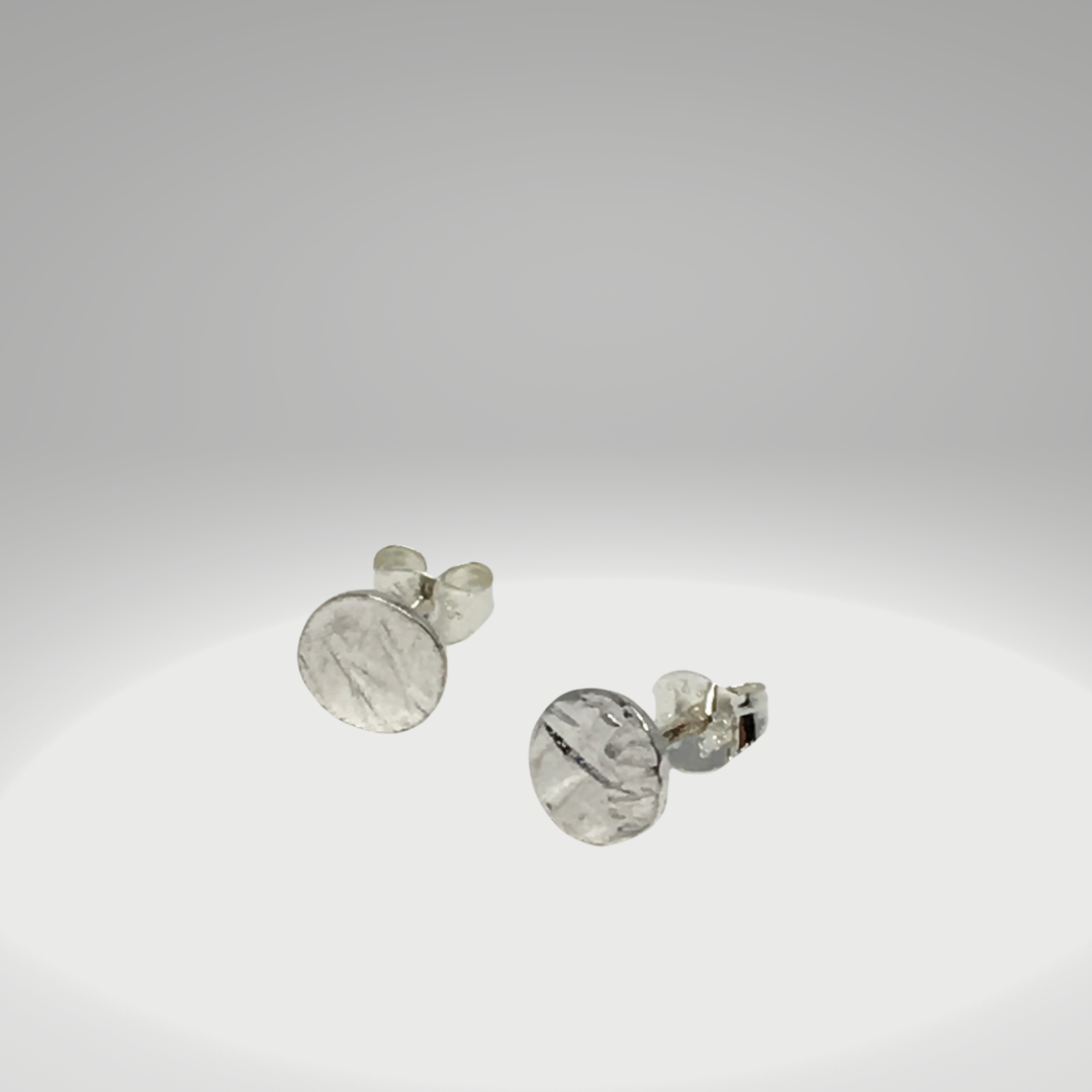 Timeless Simplicity Silver Studs - Aprilierre