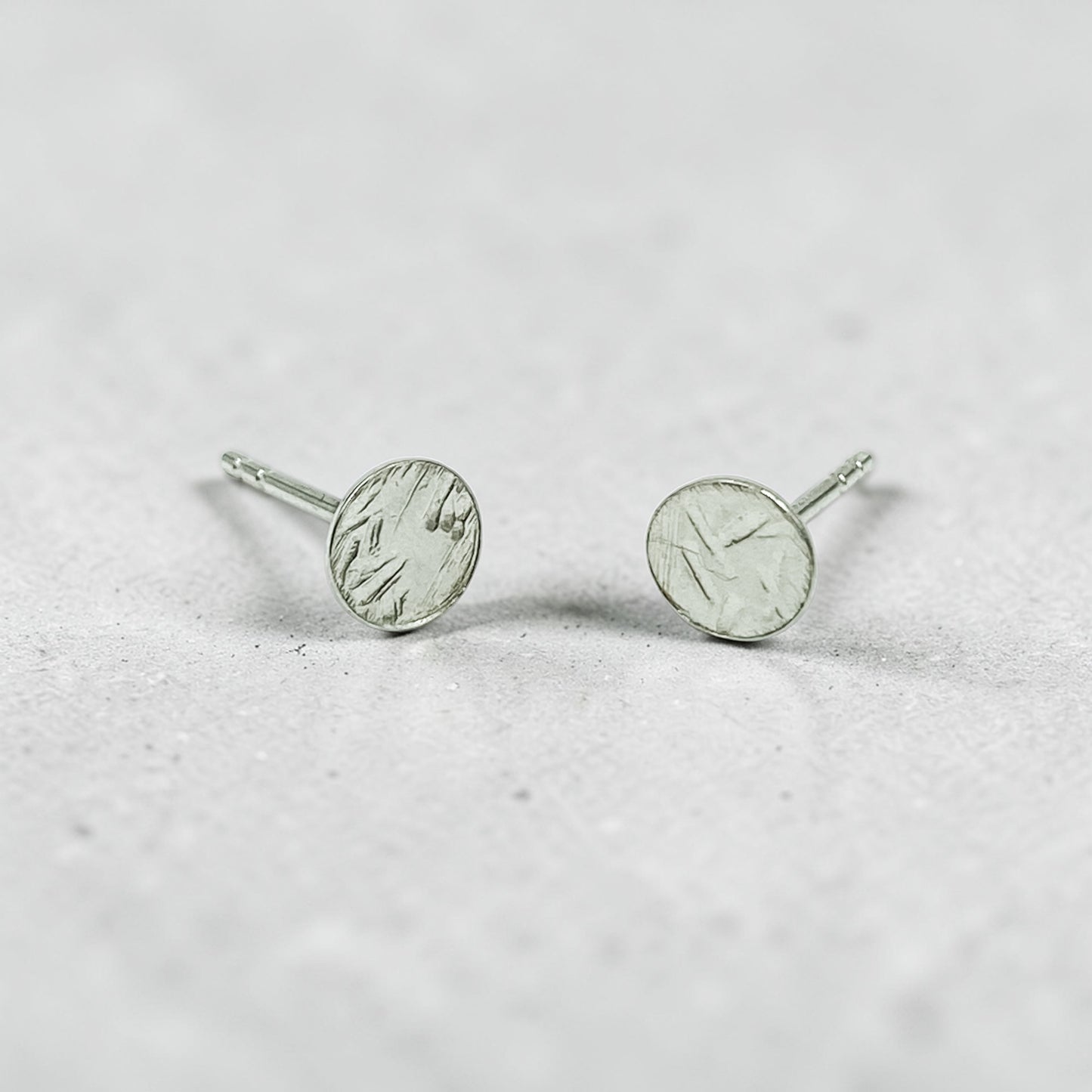 Studio Textured Silver Studs - Aprilierre
